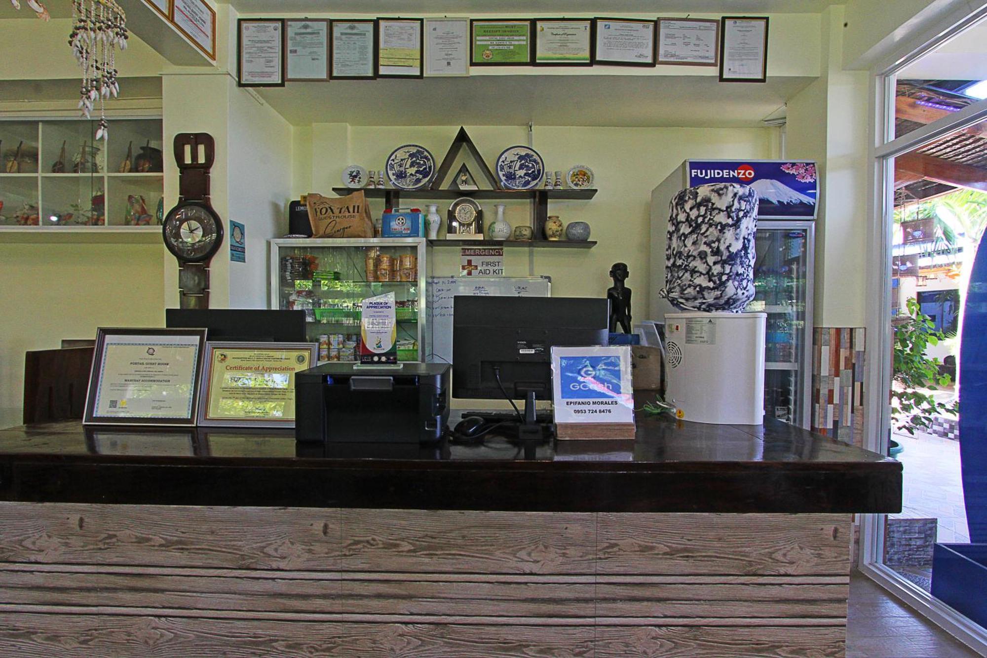 Foxtail Siargao Island Guesthouse General Luna  Exteriör bild